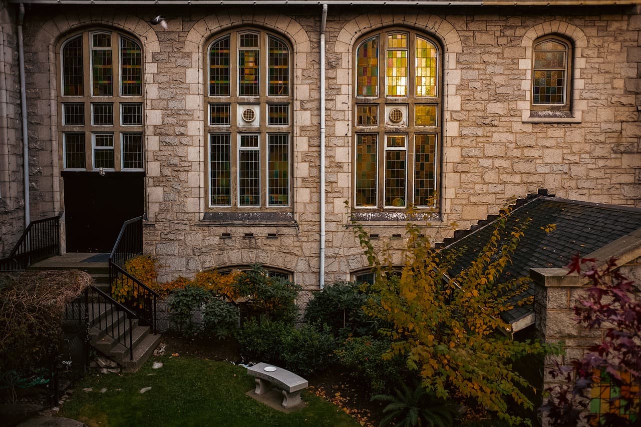 Commercial buildings in Vancouver, Washington that benefit from our drone roof inspections